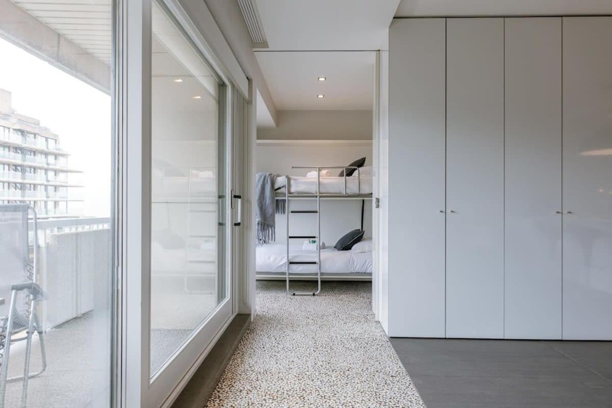 Modern Apartment In Centre Of Knokke Экстерьер фото